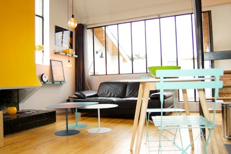 Apart'atelier  avec terrasse et parking