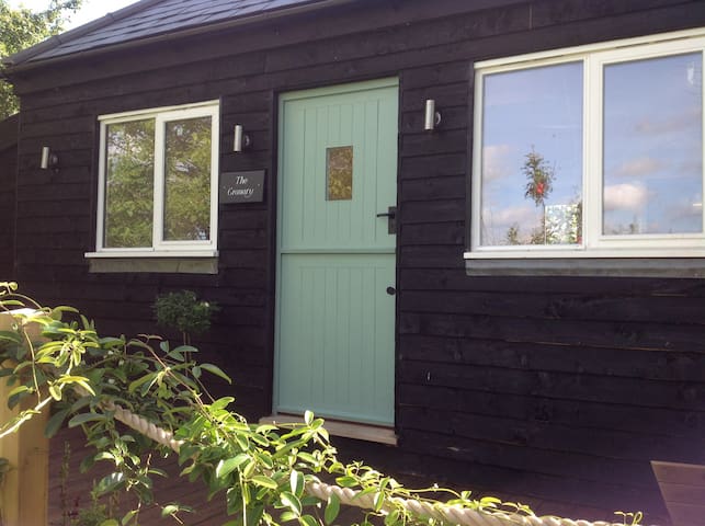 The Granary:  Self-contained rural retreat