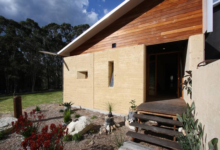 Habitat -Blueys Beach/Pacific Palms gallery image 2