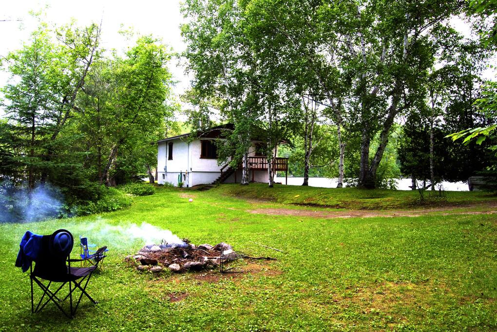 Emplacement pour feux de camp