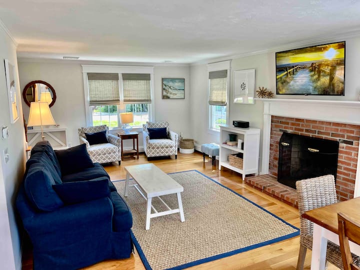 Chatham Beach House - Walk To Ridgevale Beach - Harwich, MA