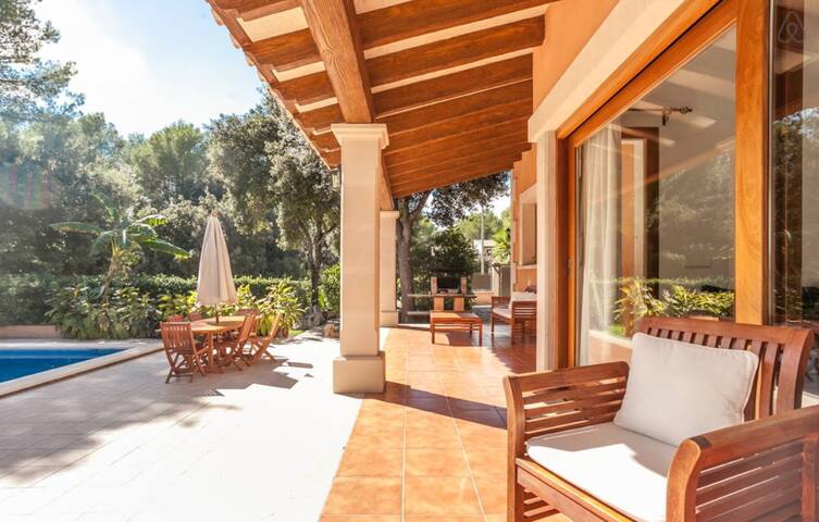 Rustic Stone Villa Mallorca Style & Swimming Pool gallery image 3