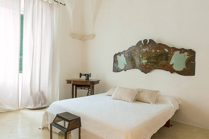 Luxury Villa | 3 Suites | Free Parking + Terrace gallery image 3