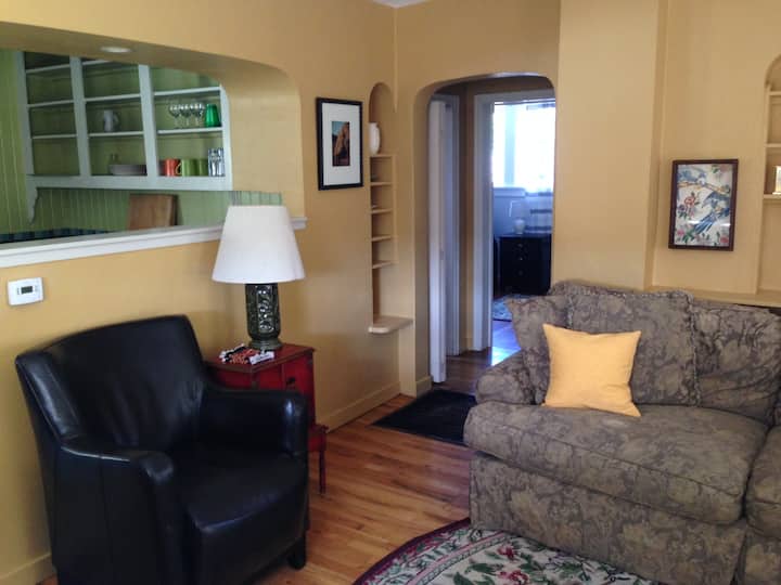 Cottage in Missoula · ★4.97 · 2 bedrooms · 3 beds · 1 bath