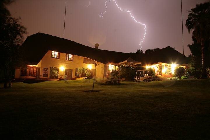Nice by Nature Guesthouse and  BNB