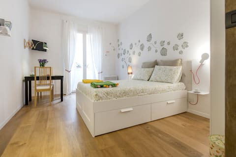 Proprietà Airbnb di successo: charming studio ponte vecchio/ lift a Firenze
