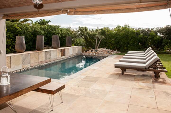 Sunset Views gallery image 4