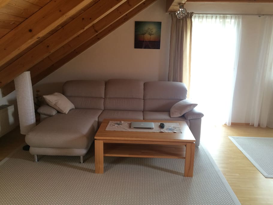 Couch + Tisch