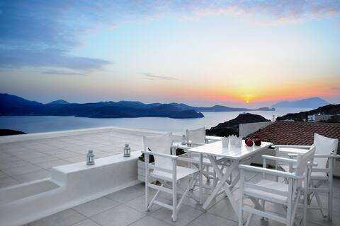 Family Villa, Amazing Sunset View
