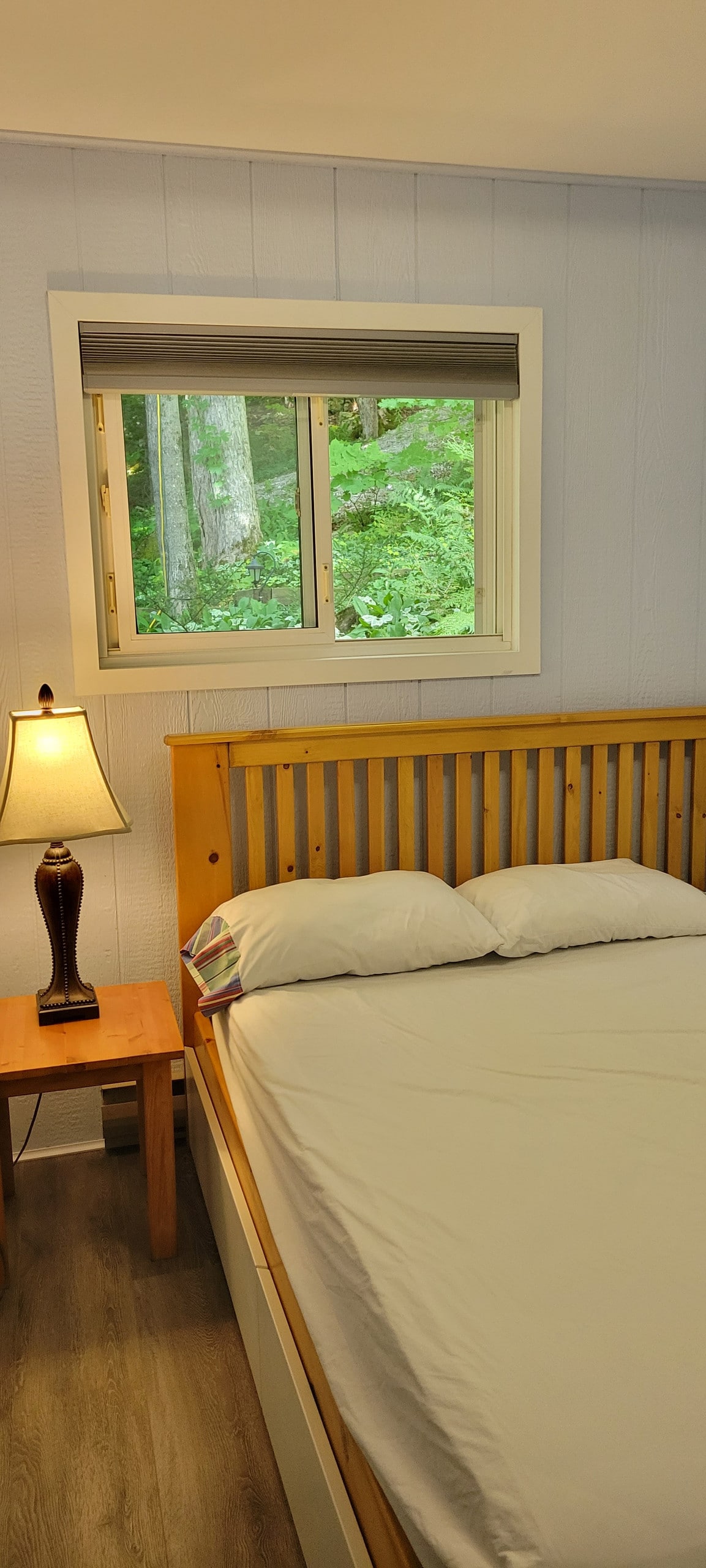 Dormitorio  #3 cama  tamaño queen