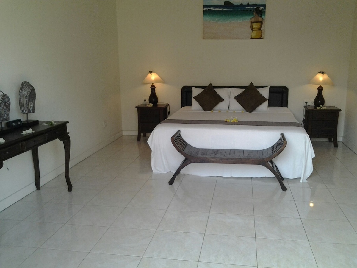 საძინებელი 1