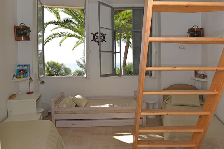 חדר עם 3 מיטות 