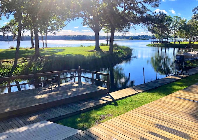 Airbnb Pinopolis Vacation Rentals Places To Stay South