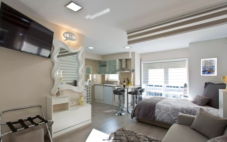 2 Luxurious Flats at Trindade | Ace Location