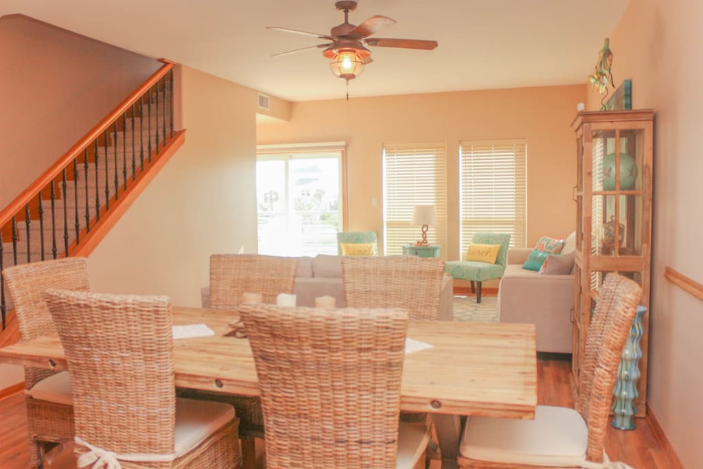 Dining table that can seat 8