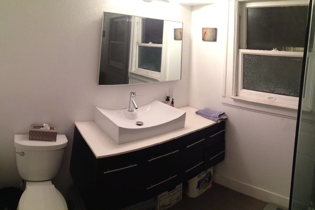 Bathroom with modern fixtures