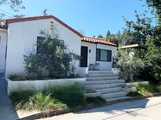Lovely Silver Lake Spanish Bungalow