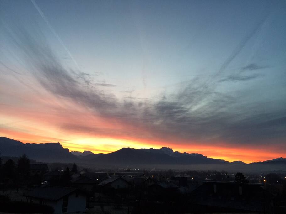 vous avez cette vue là le matin sur ma terrasse !! sympa non ?