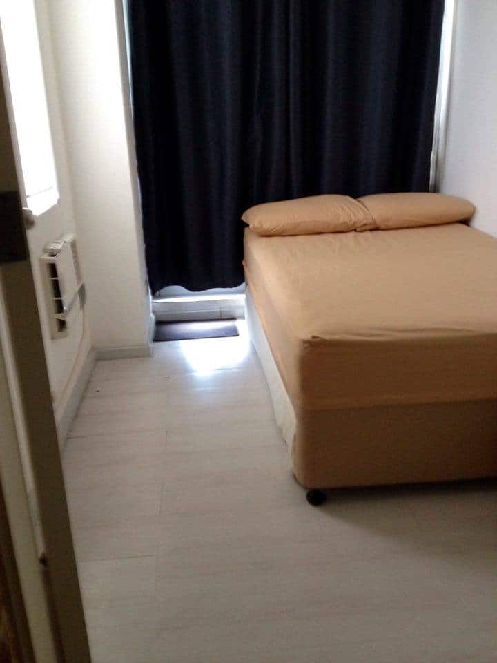       Dhoma e gjumit nr. 1 me krevat me hapje