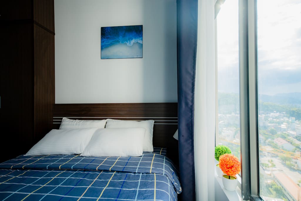 Bedroom 1 with city view