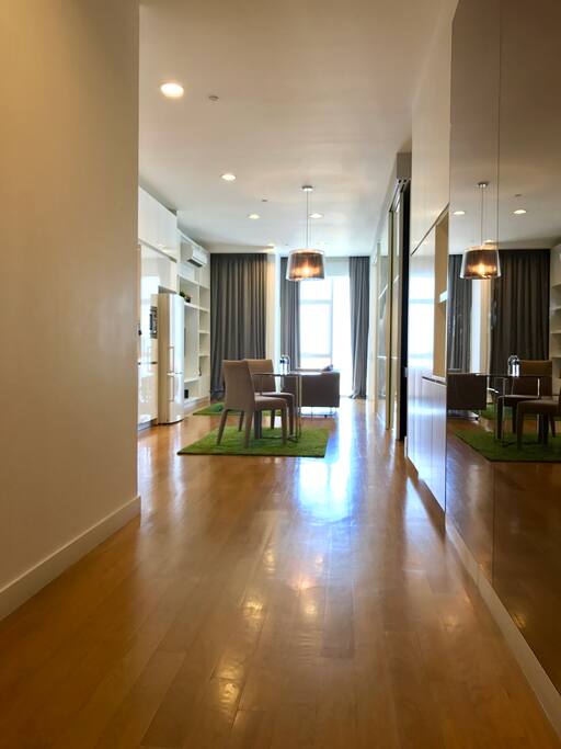 Entrance to the apartment
