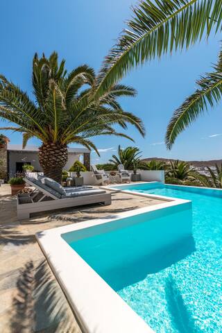 White House Mykonos by Fantasia Villas gallery image 3