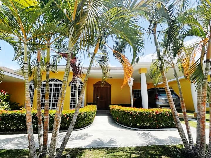 Villas Norelia Beach House