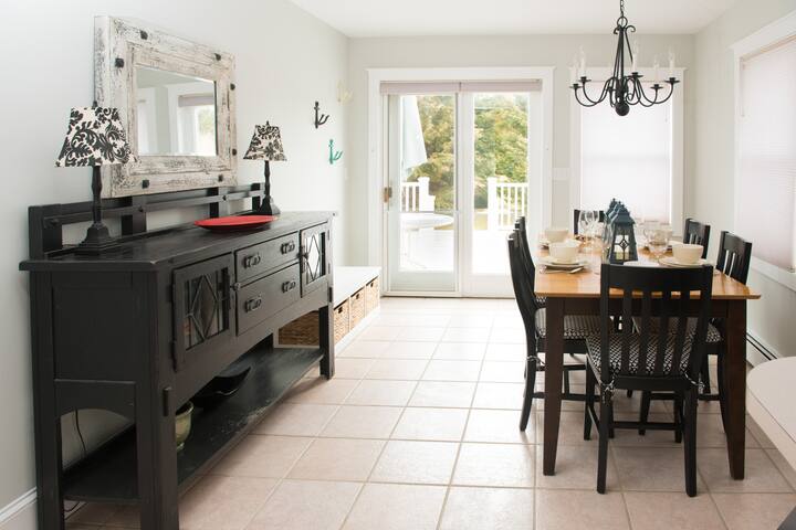 Kane Cottage, close to beaches