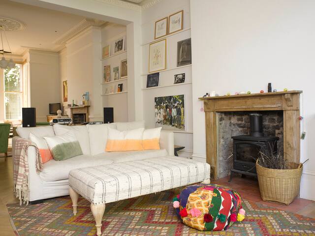 5 bed house, Islington, Big garden! gallery image 2