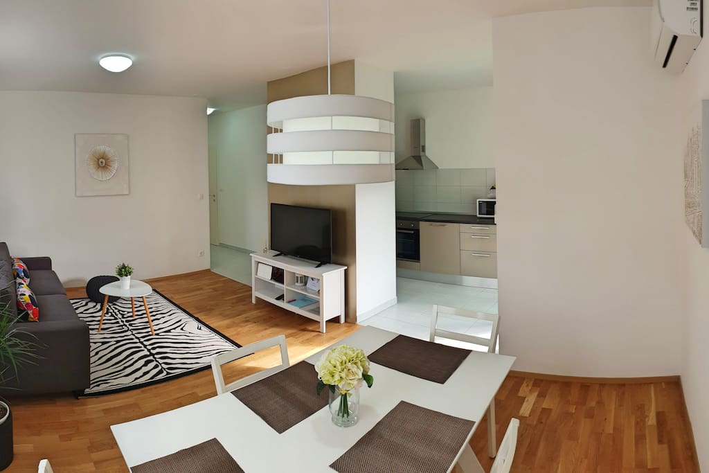 # living room & dining room 2