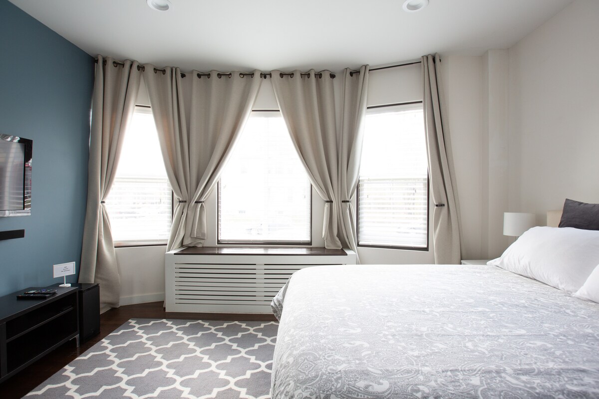 Beautiful Comfy Modern Apartment