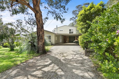 Popular Airbnb listing: A Stone's Throw From The River - Anglesea in Anglesea