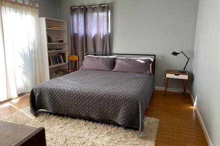 Private NE Pasadena Bungalow