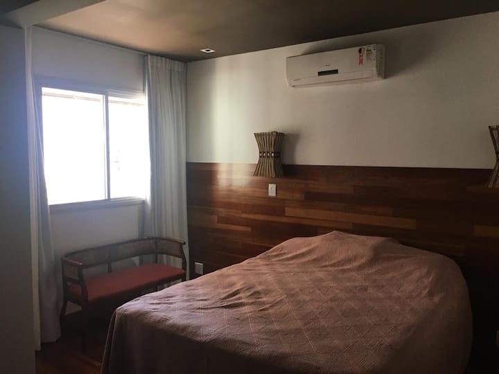 חדר שינה עם סוויטה 