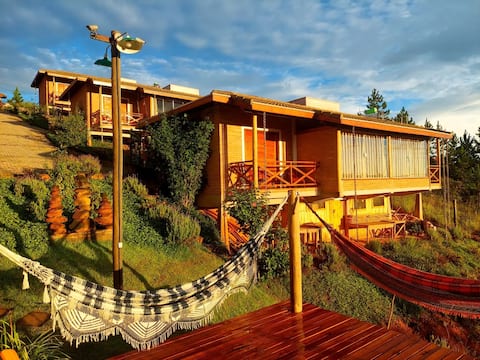 Anúncio popular: Ganesh Cabin – A Soul Retreat Close to Everything! em Cunha