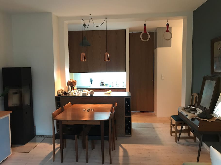 Kitchen dining fireplace gymnastics