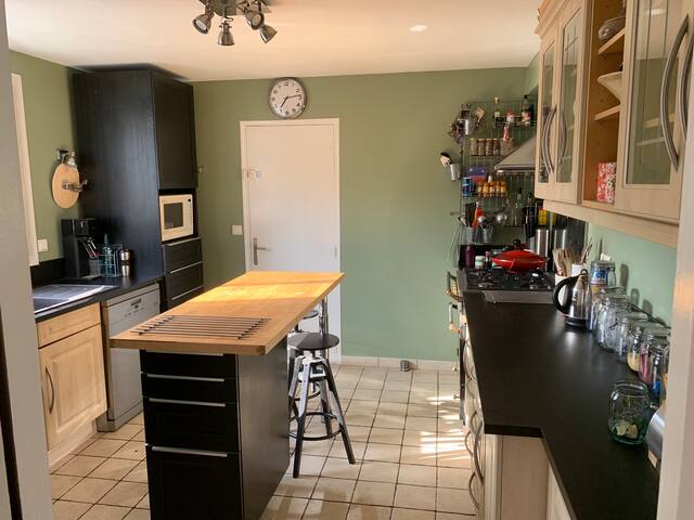 Maison familiale et chaleureuse proche de Bordeaux gallery image 5