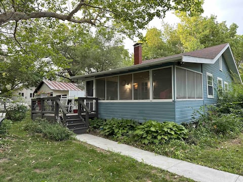 Home in Oskaloosa
The Cabin