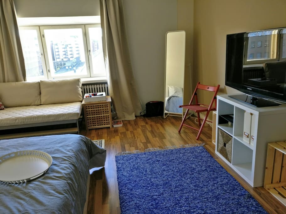 Also included: Hanging rail and drawers under bed