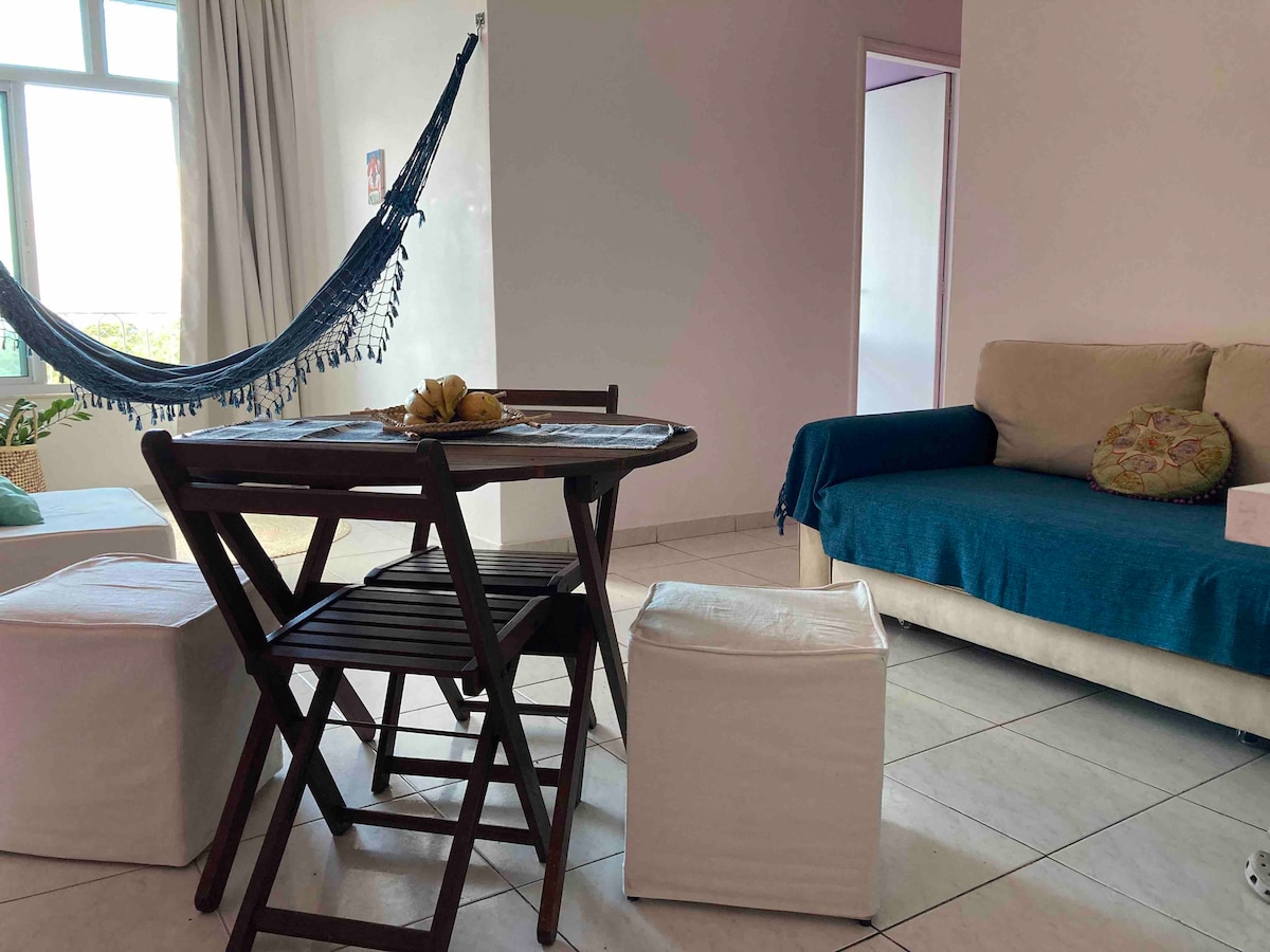 Top Airbnb: Beautiful view with subway and Feira da Glória at the door. in Glória