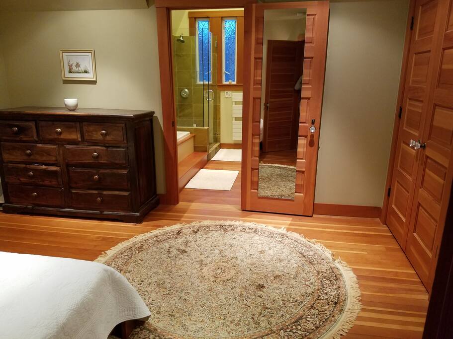 En suite bathroom for bedroom #1