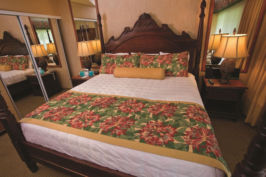 Kauai Coast Resort at the Beachboy bedroom