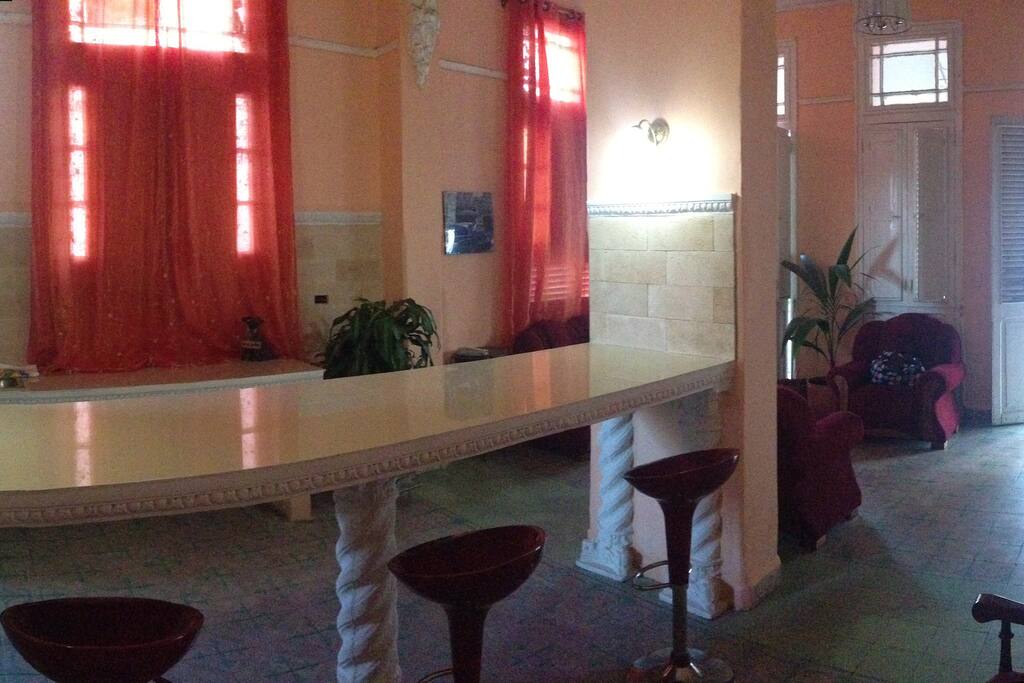 Un rincon donde puedes comer o desayunar algo