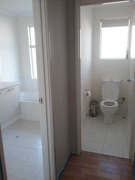 Guest Private Bathroom & Toilet