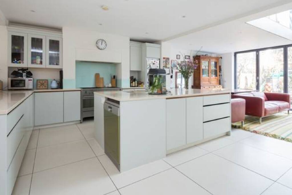 Kitchen Area (lower ground)
