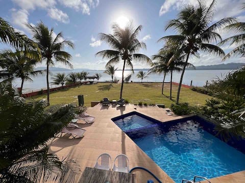 Imóvel de sucesso: House on the Edge of the Estuary - @reservadaprainha em Goiana