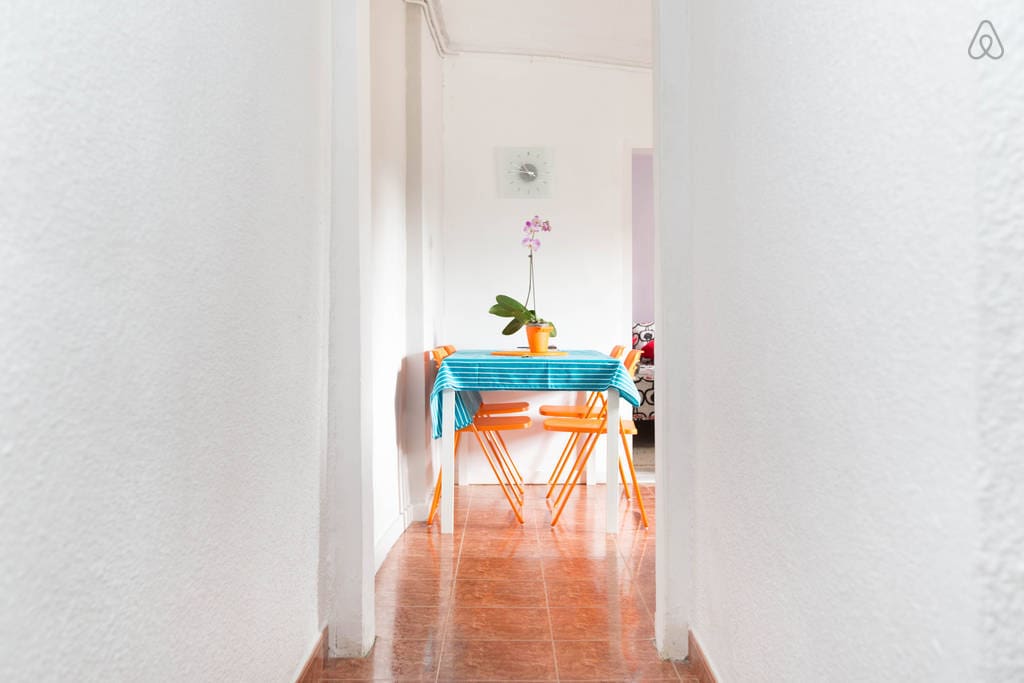 Entrance Hall - Perspective 1