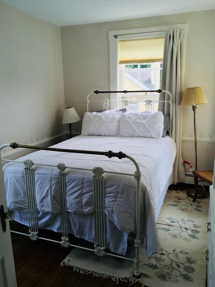 4つの寝室のうち3つ目 