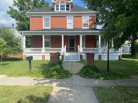Beautiful historic close to downtown Waynesboro
