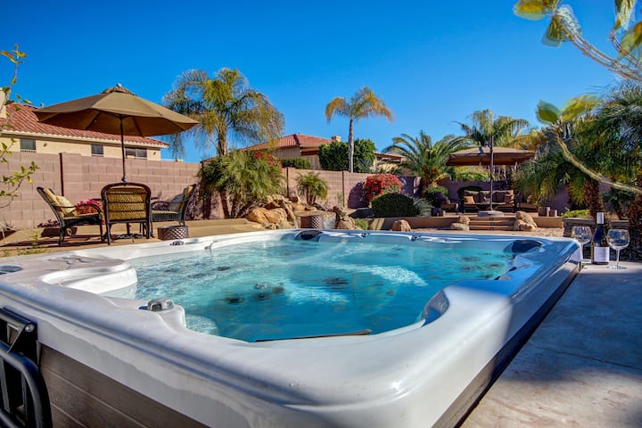 Luxury Dream Home, Pool and Hot Tub - Houses for Rent in Peoria, Arizona,  United States - Airbnb